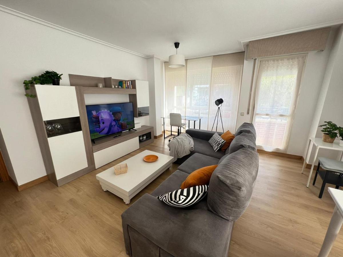 Pool And Confort 3 Habitaciones Y Garaje By Apartamentos Logroño Zewnętrze zdjęcie