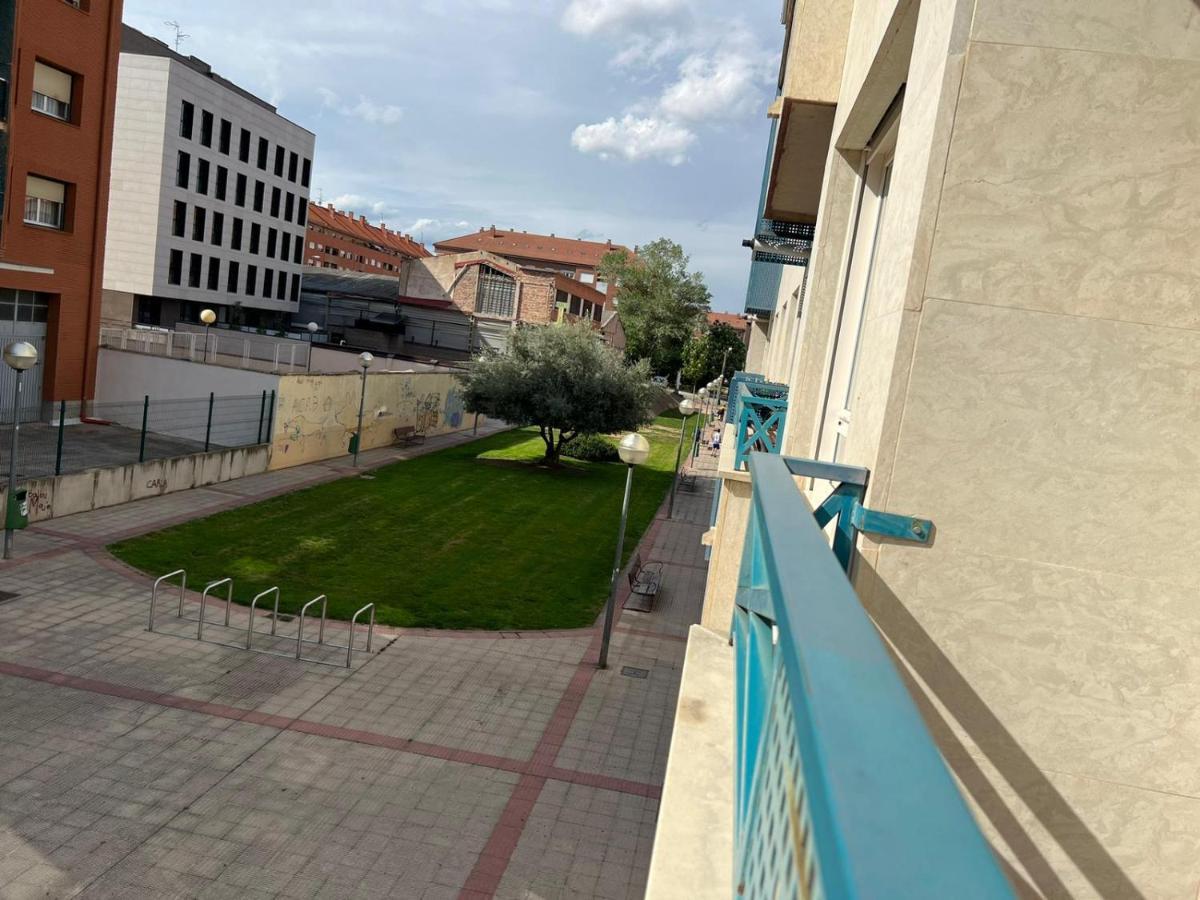 Pool And Confort 3 Habitaciones Y Garaje By Apartamentos Logroño Zewnętrze zdjęcie