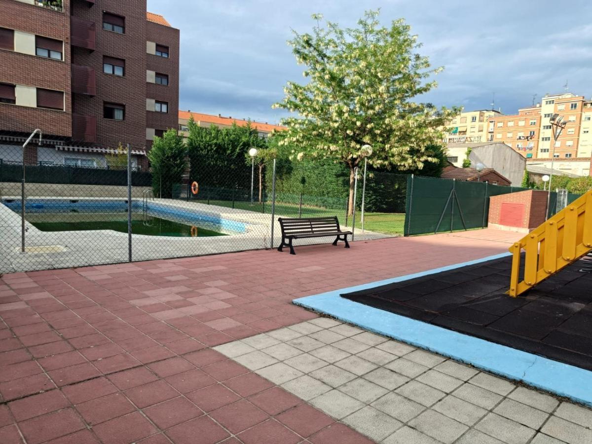 Pool And Confort 3 Habitaciones Y Garaje By Apartamentos Logroño Zewnętrze zdjęcie