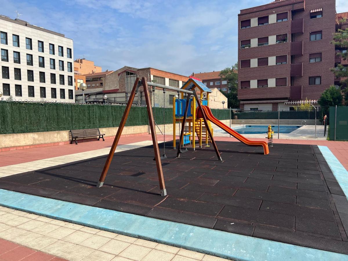 Pool And Confort 3 Habitaciones Y Garaje By Apartamentos Logroño Zewnętrze zdjęcie